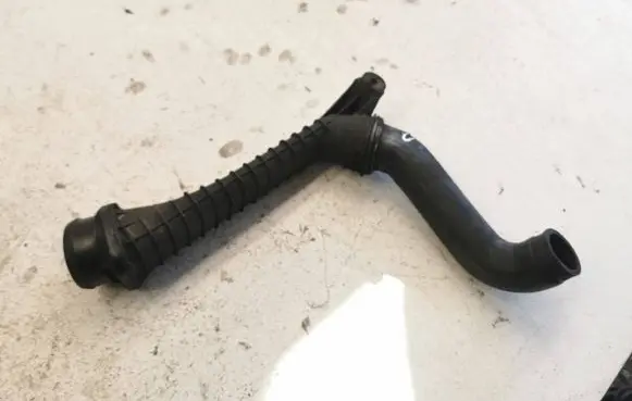 Volkswagen Golf IV Intercooler hose/pipe 1j0145762t