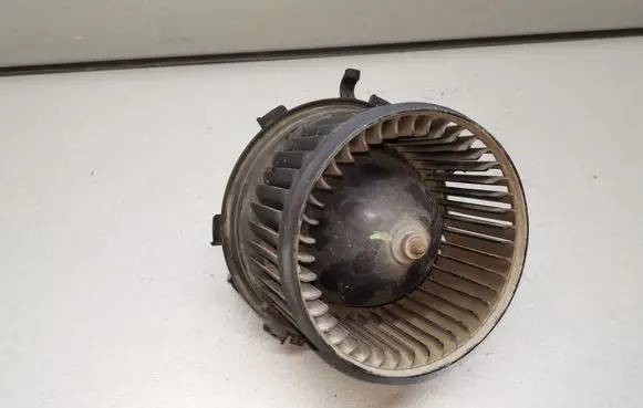 Peugeot Boxer Heater fan/blower 168330100