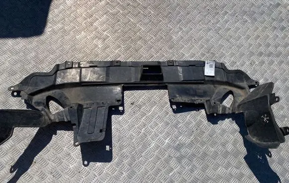 Honda CR-V Engine splash shield/under tray 74111SWAG000