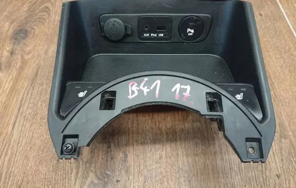 KIA Sportage Other center console (tunnel) element 3U850WK