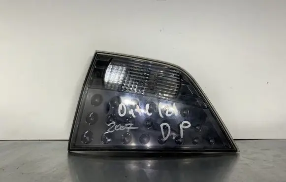 Mitsubishi Outlander Tailgate rear/tail lights 1146356R