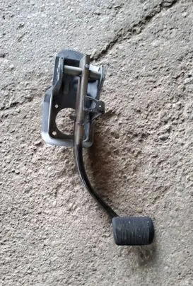 Dodge Durango Brake pedal 84581656AA