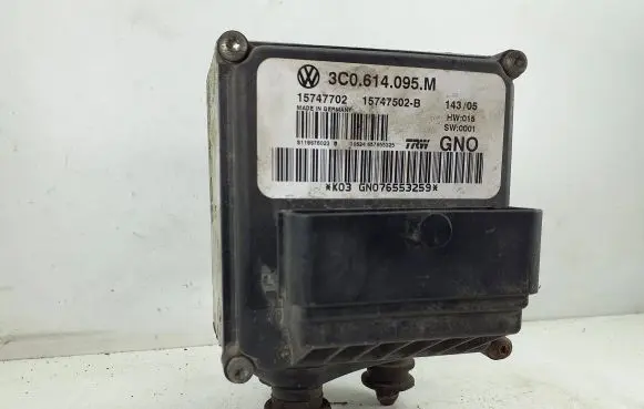 Volkswagen PASSAT B6 ABS Pump 3C0614095M 15747702 15747502B