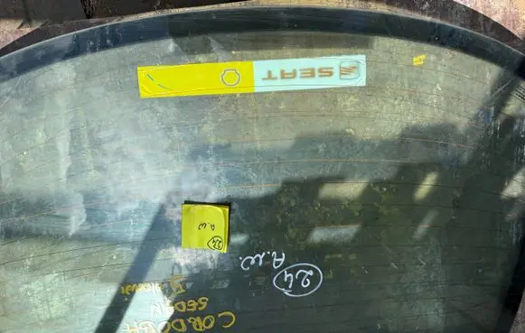 Seat Cordoba (6L) Opening tailgate glass 43R001583