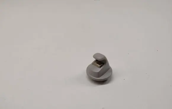 Sun visor clip/hook/bracket