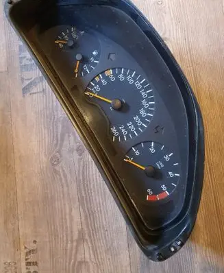 Mercedes-Benz E W210 Speedometer (instrument cluster) 110008827003 2105409647