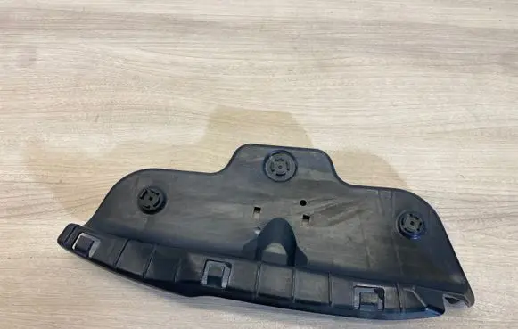 Ford Kuga II Headlight/headlamp mounting bracket