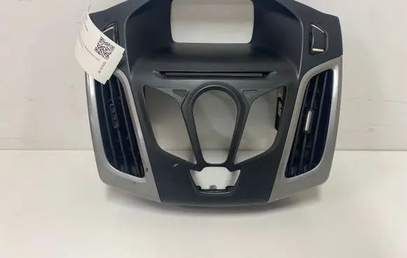 Ford Focus Dash center air vent grill