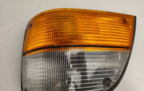 Saab 900 Front indicator light 8582231 8583452