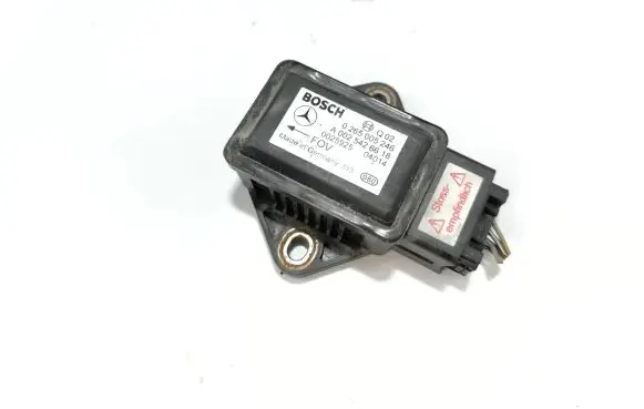 Mercedes-Benz E W211 ESP acceleration yaw rate sensor A0025426618 0265005246