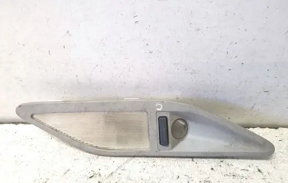 BMW 5 E39 Rear seat light 39820204