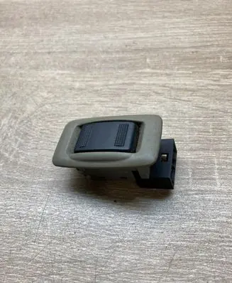 Mazda 626 Electric window control switch GE4T66380C C8HD9705