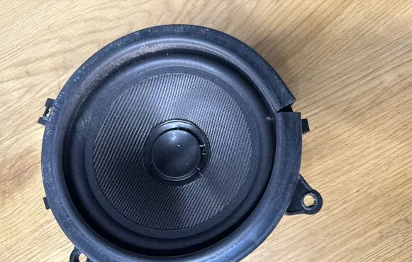 Volvo V70 Rear door speaker 9472008 10096 5320010068