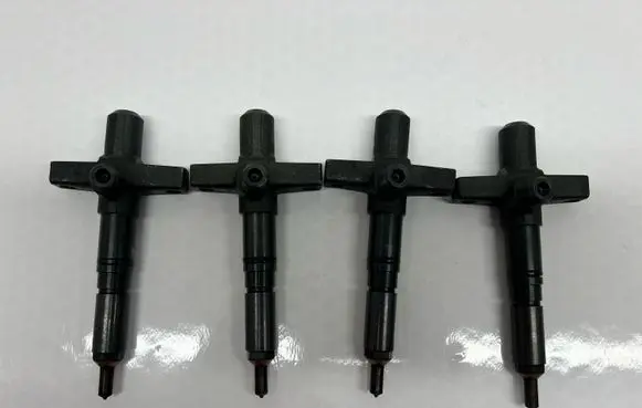 Mitsubishi Pajero Fuel injectors set 