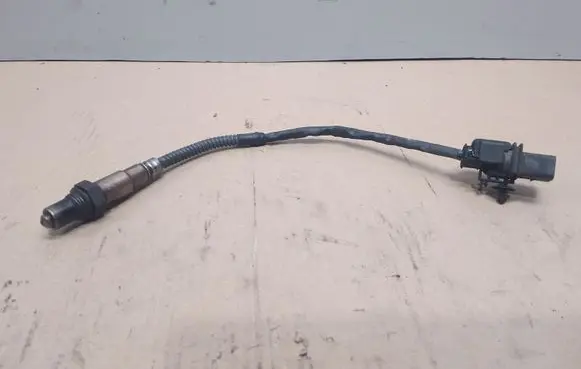 Volvo V70 Lambda probe sensor 30751138 0258017107