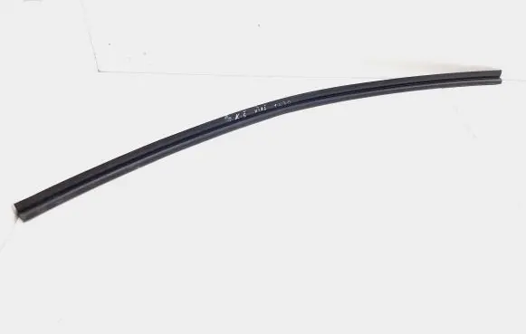 Renault Trafic III (X82) Sliding door rubber seal 