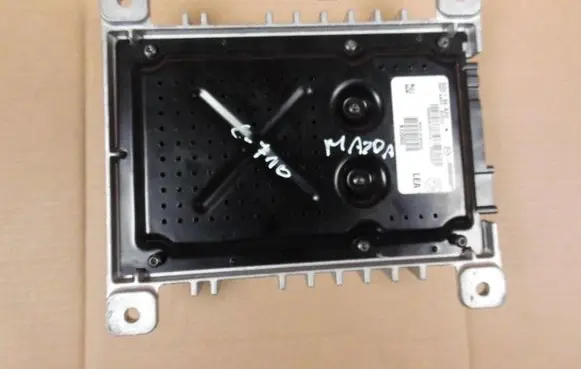 Mazda 3 II Sound amplifier GDL166A20