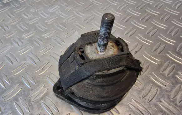 Audi A8 S8 D2 4D Gearbox mount 4D0399151B