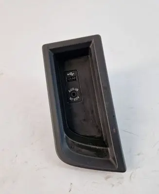 BMW 3 F30 F35 F31 AUX in-socket connector 9229246