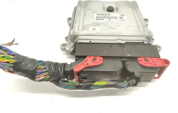 Volvo XC60 Engine control unit/module 31272462 1039S18372 0281012765
