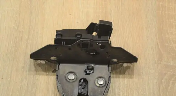 Chevrolet Cruze Tailgate/trunk/boot lock/catch/latch