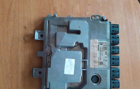Mercedes-Benz E W213 Engine control unit/module A6549001400