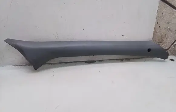 Iveco Daily 35.8 - 9 (A) pillar trim 3802027
