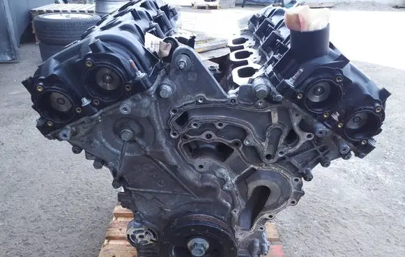 Jeep Grand Cherokee Engine P68233205AD 15174002 1527220054