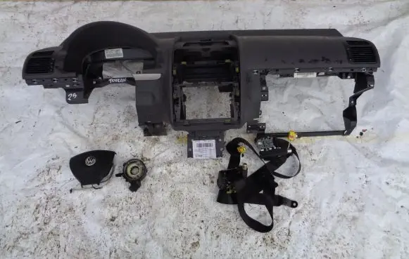 Volkswagen Touran I Airbag set with panel 