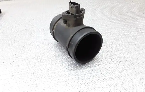 Opel Frontera B Mass air flow meter 0281002184