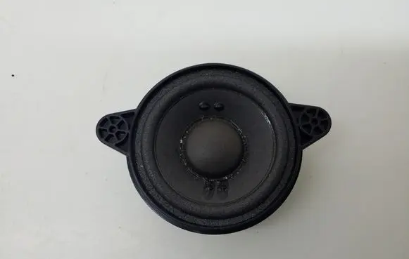 Mercedes-Benz A W176 Front door high frequency speaker A2468200202