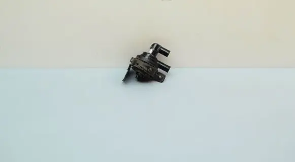 Lexus RX 450H Electric auxiliary coolant/water pump 0641001301