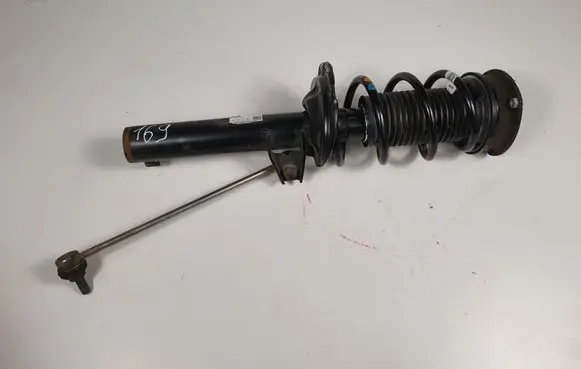 Front shock absorber with coil spring