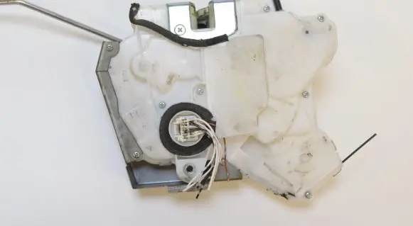 Honda Jazz Front door lock JF30030939