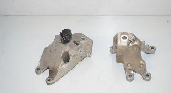 BMW 3 G20 G21 Engine mounting bracket 6876206 6876205 22116876206