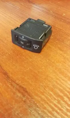 BMW 7 E38 Headlight level height control switch 8360843