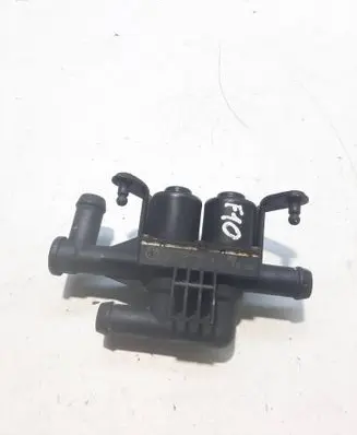 BMW 5 F10 F11 Coolant heater control valve 9119164