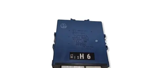 Lexus IS 220D-250-350 Light module LCM 10R021658