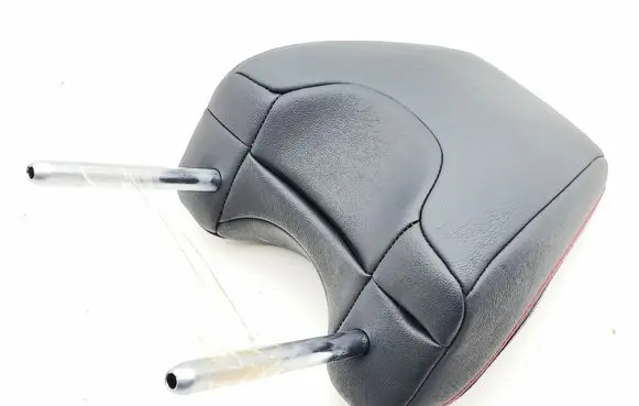 Toyota GT 86 Front seat headrest 