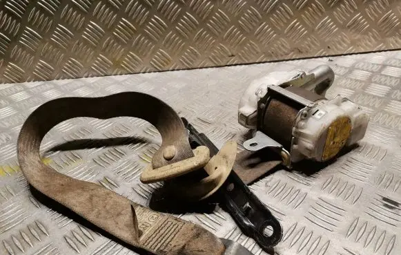 Lexus IS 220D-250-350 Front seatbelt 7M8750P