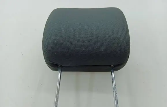 Hyundai i30 Rear seat headrest 