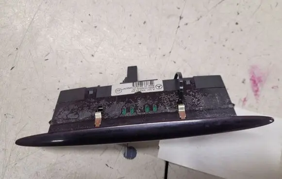 Mercedes-Benz E W211 Parking PDC sensor display screen A0015423723