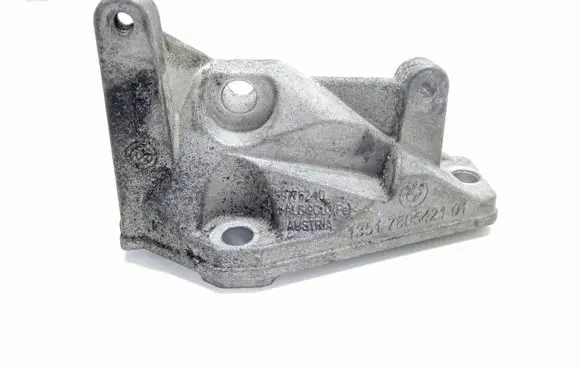 BMW 7 F01 F02 F03 F04 Engine mounting bracket 59776210 1351780542101