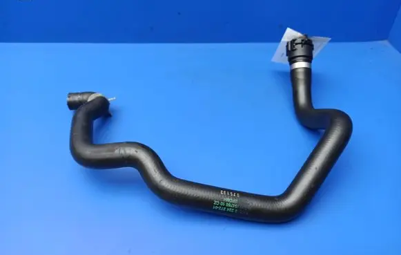 BMW 5 F10 F11 Engine coolant pipe/hose 9224372