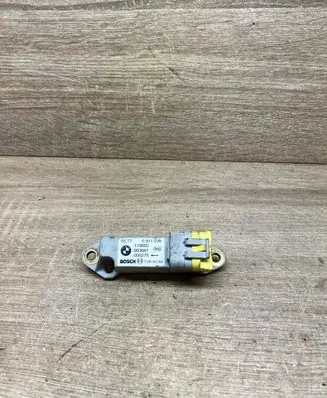 BMW X5 E53 Airbag deployment crash/impact sensor 6911038 0285002064