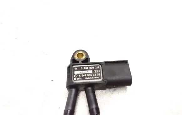 Mercedes-Benz B W246 W242 Exhaust gas pressure sensor A6429050200 0281006214
