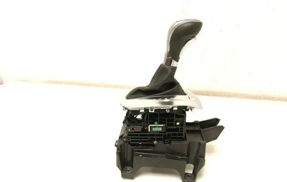 Opel Mokka Gear shifter/selector 95371599