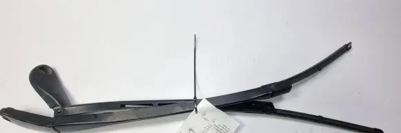 Audi A8 S8 D3 4E Front wiper blade arm 4E1955408B