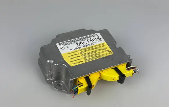 Mercedes-Benz A W169 Airbag control unit/module A1698204085
