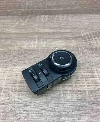Opel Insignia A Light switch 13268696